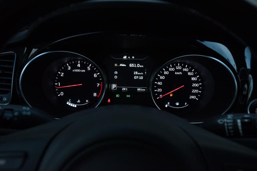  Kia Grand Carnival 2014 года  (фото 24 из 24)